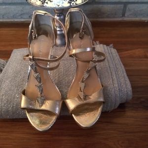 Women's shoes size 10